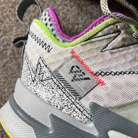 Air Jordan WHY NOT ZERO.3 Zer0 Noise Basketball Sneakers Boys Size 7 Youth - Picture 11 of 14